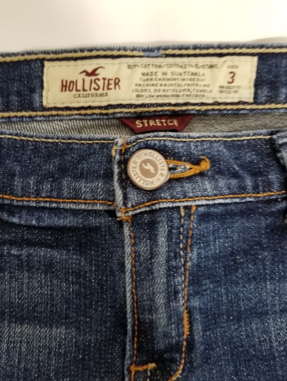 Hollister Co Denim Shorts Womens Size 3 Blue Low Rise Cuffed Classic Shortie Y2K - Picture 2 of 6